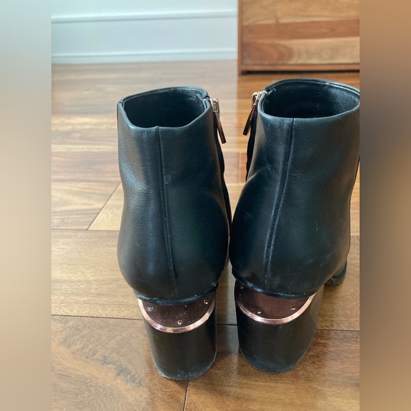 **SOLD** Alexander Wang Kori ankle boots in Rose Gold - Picture 5 of 9